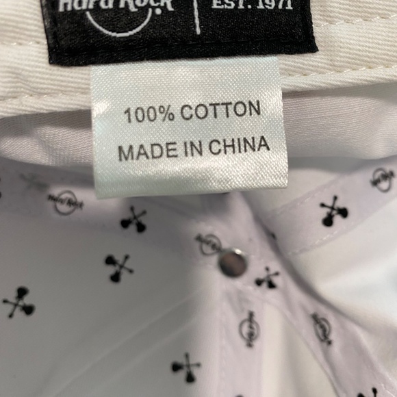 Hard Rock Cap (Bundled with Key Ring and Pin) - Picture 5 of 12